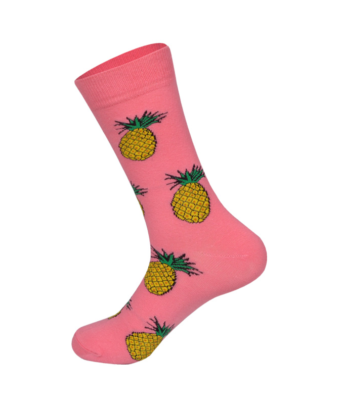 Leuke vrolijke gezellige roze ananas sokken. 